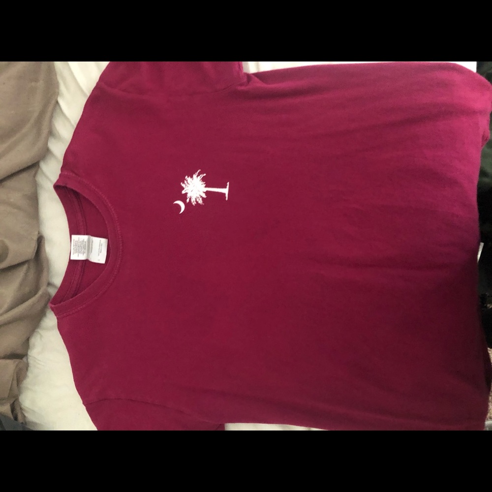 Burgundy tshirt